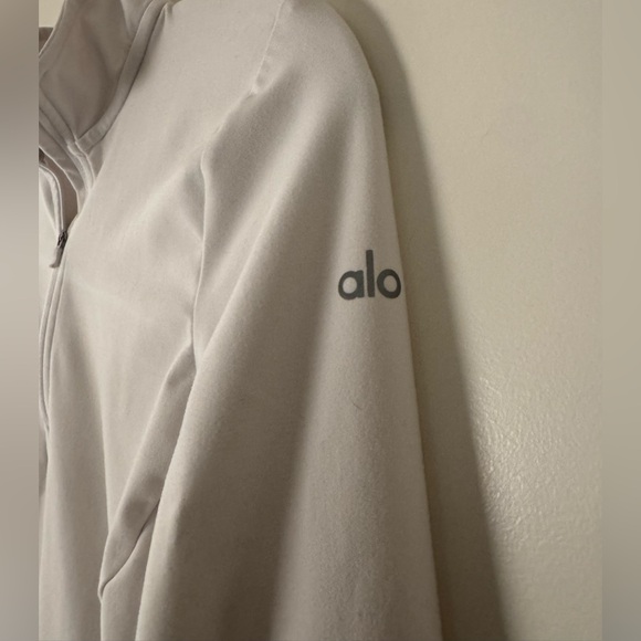 Alo Yoga Alosoft 1/2 Zip Rapid Pullover White | Size M - Picture 7 of 10